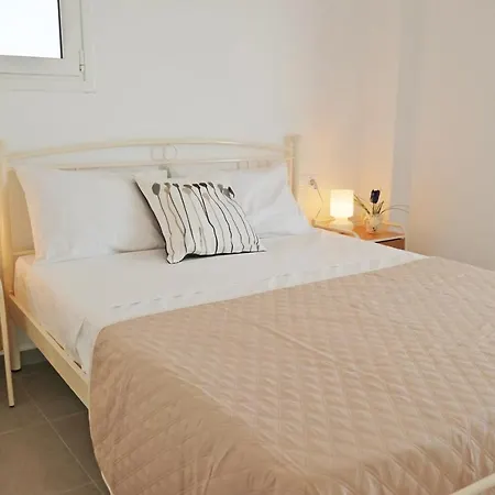 Apartamento Isidoros *
