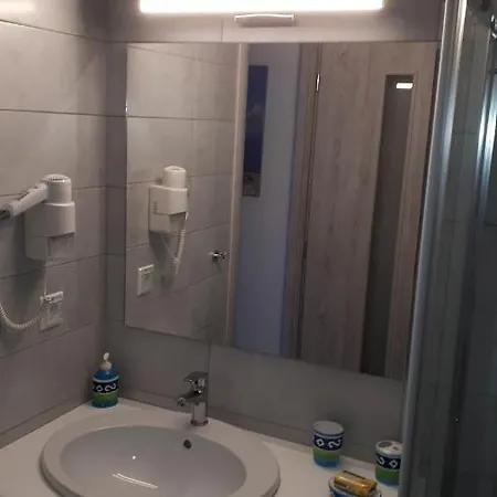 Isidoros Apartamento