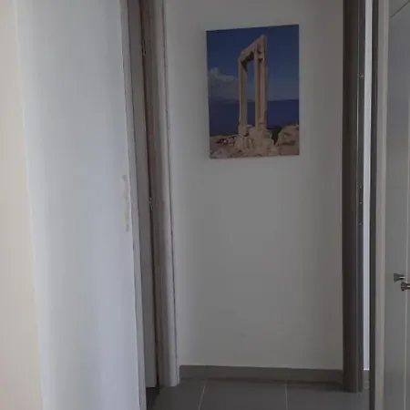 Isidoros *