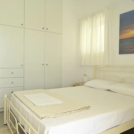 Isidoros Apartamento *